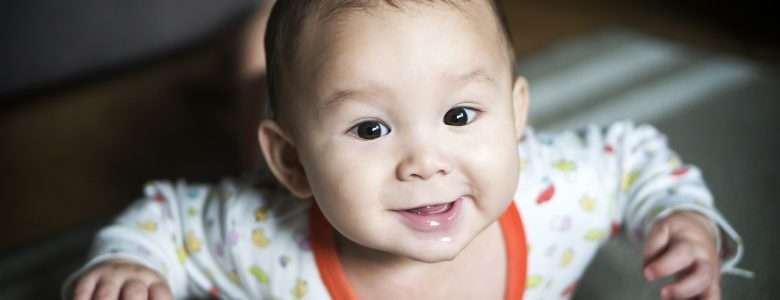 Signs that your baby's tooth is ready to be removed
